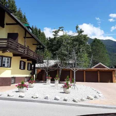 Haus Geiger Апартаменты Зеефельд в Тироле